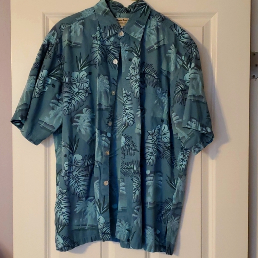 Aloha shirt in subtle blues